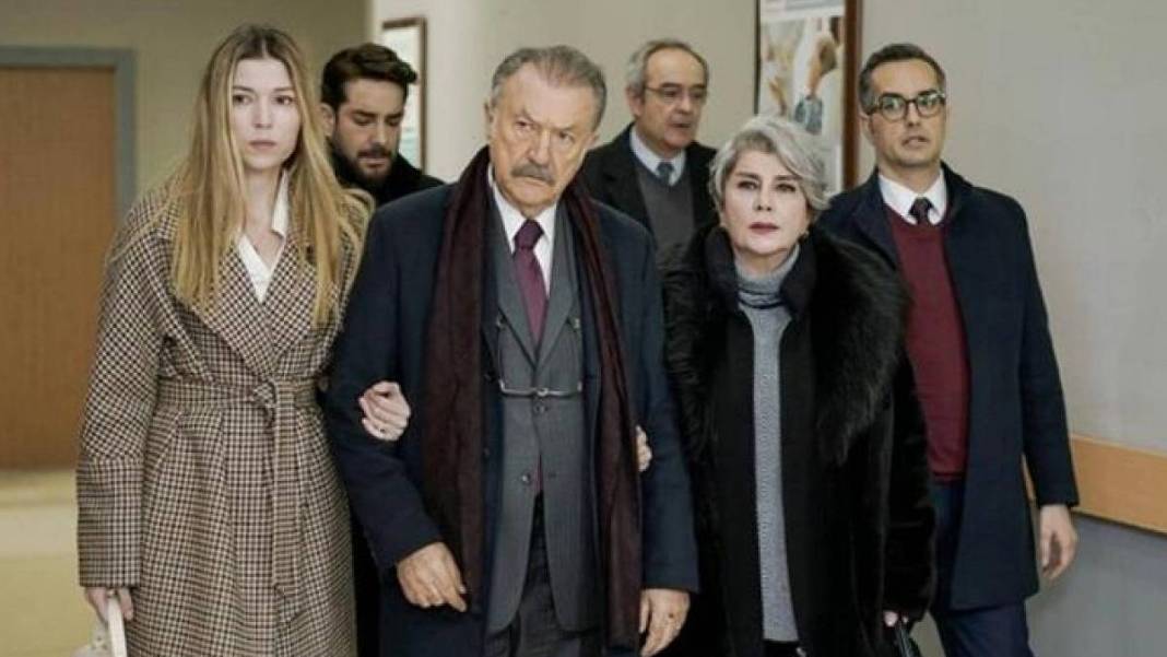 Camdaki Kız dizisinden kötü haber! O tarihte apar topar final yapacak: Hikayesi yarım kaldı! 3